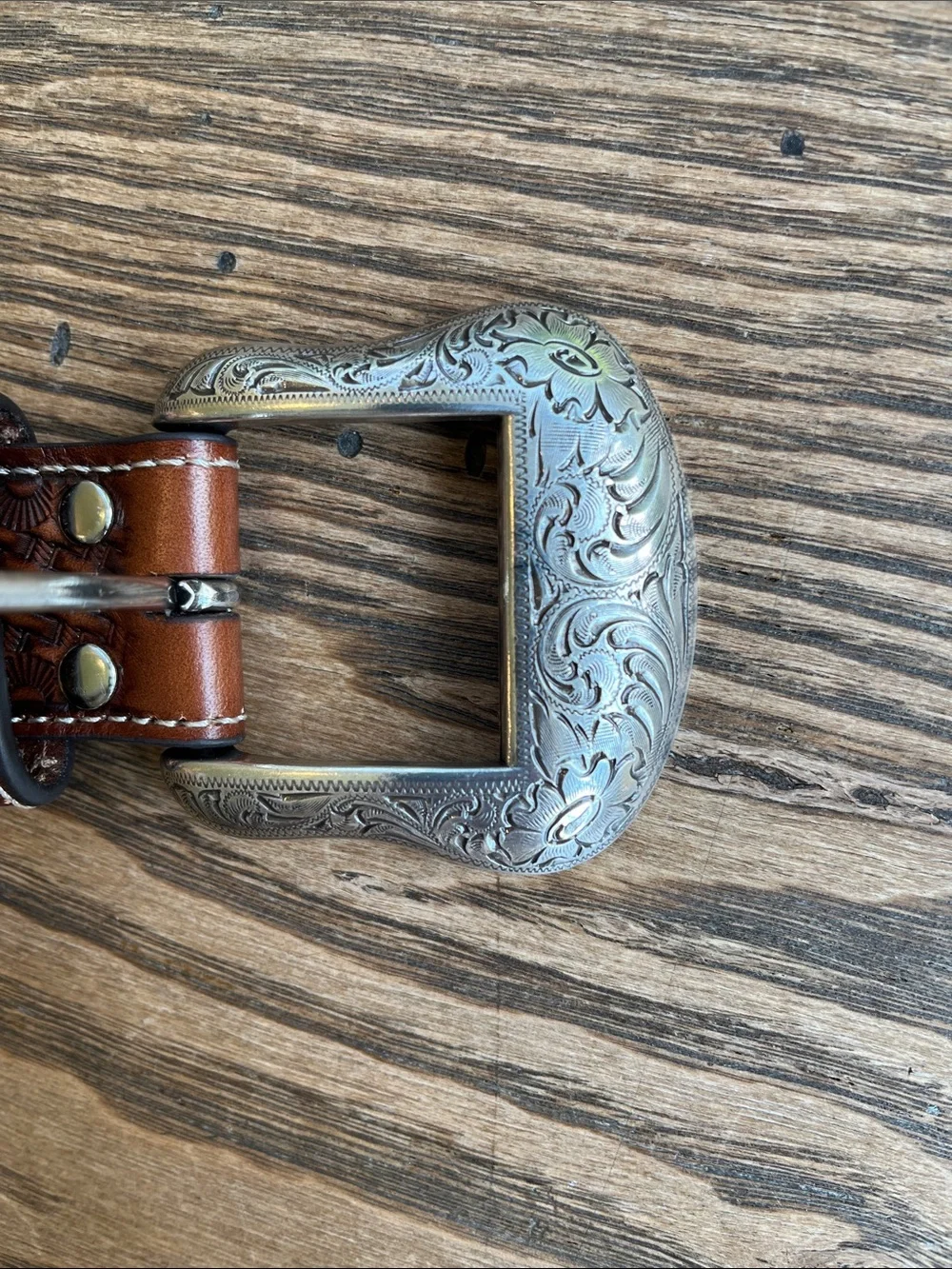 Nocona Brown tooled Leather with Colorful Beaded design southwest western 42